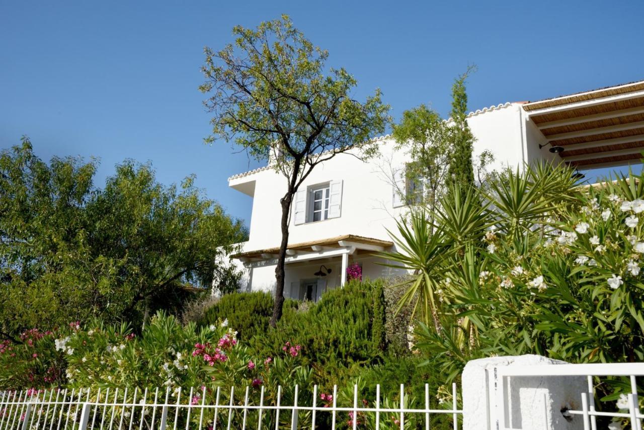 The Dutch Suite, Romantic Boutique Guesthouse Porto Heli Bagian luar foto